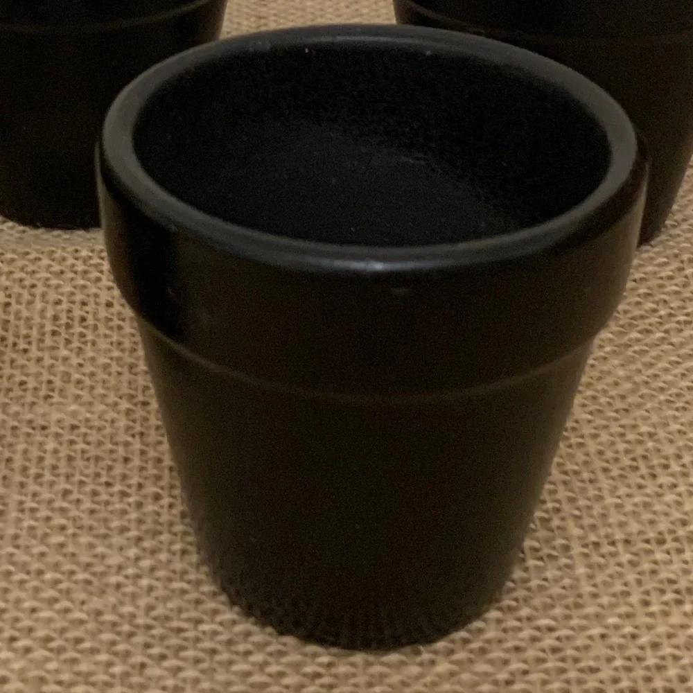 10 Black 